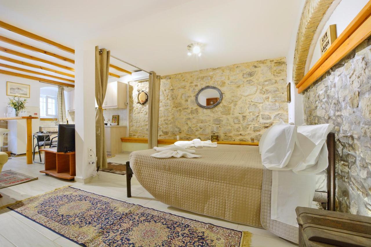 Studio In Corfu Town Exterior foto