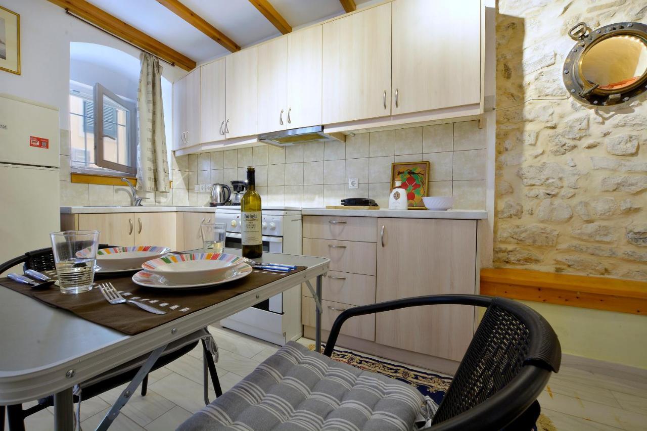 Studio In Corfu Town Exterior foto